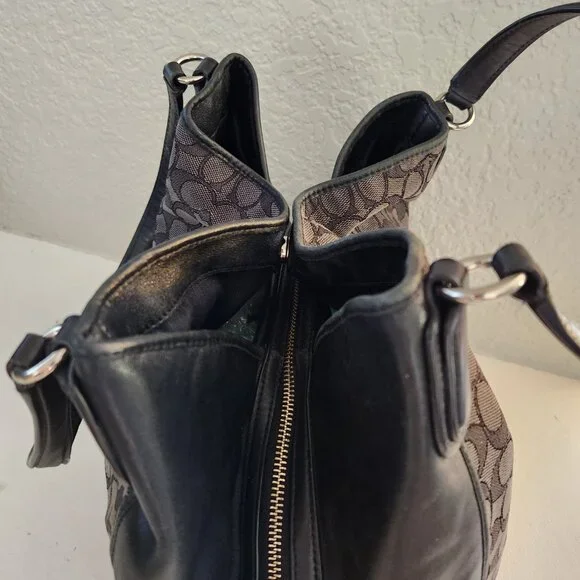Euc Coach Edie Signature Jacquard Black & Gray Shoulder Bag